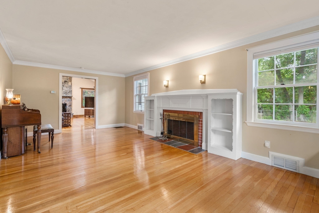 103 Randlett Park