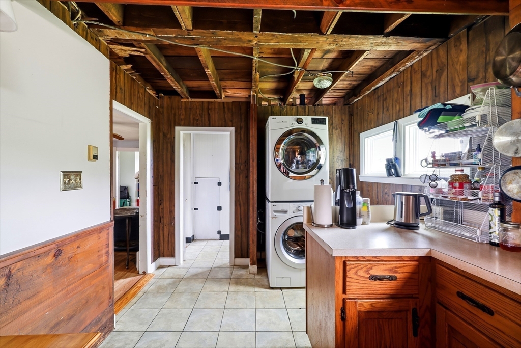 233 Ragged Hill Rd, West Brookfield, MA Photo #13