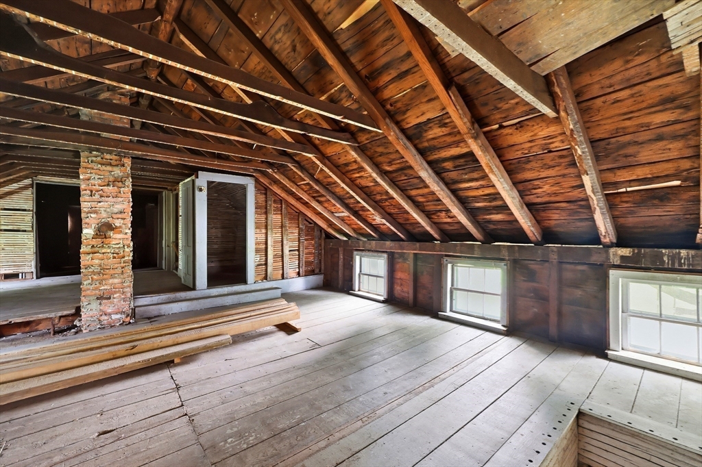 233 Ragged Hill Rd, West Brookfield, MA Photo #27