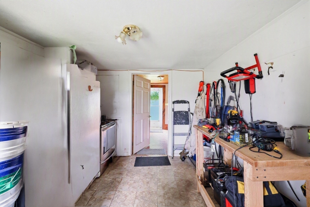 233 Ragged Hill Rd, West Brookfield, MA Photo #11