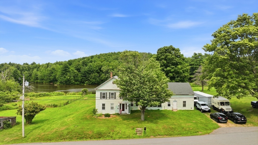 233 Ragged Hill Rd, West Brookfield, MA Photo #2