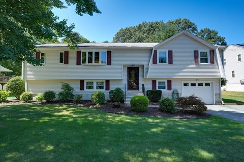 6 Fairfax St Burlington MA 01803