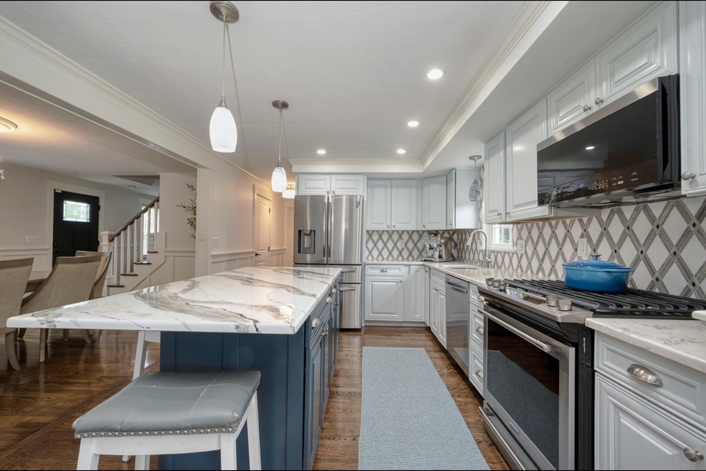 67 Raymond Rd