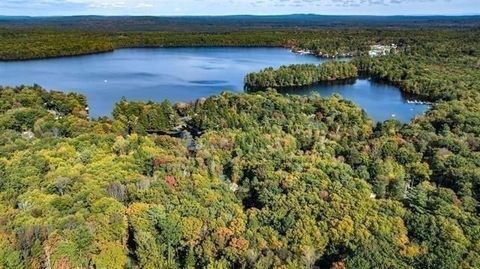 12 Cornwall Pl Farmington NH 03835