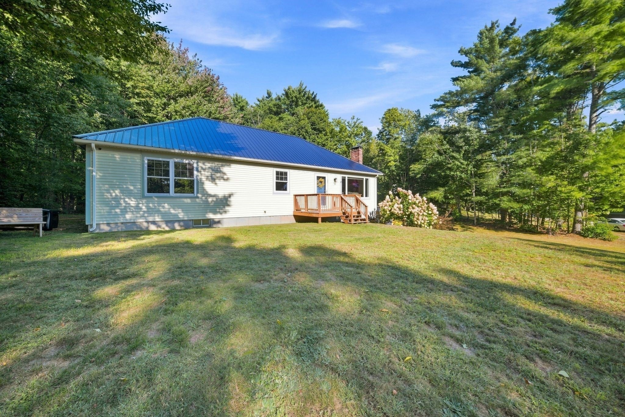 25 Ridgewood Dr