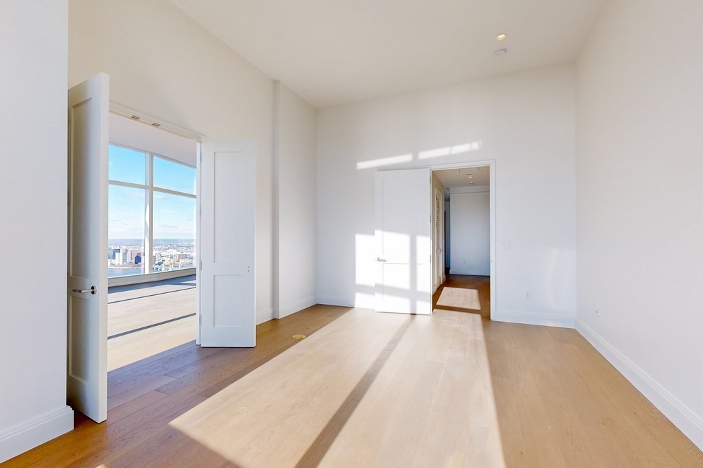 240 Devonshire Street 4906
