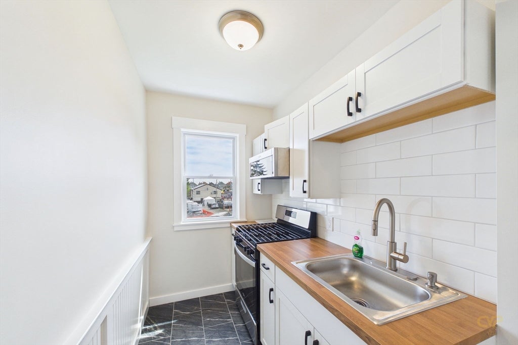 78 Nash Rd, New Bedford, MA, 78 Nash Rd, New Bedford, MA Photo #12