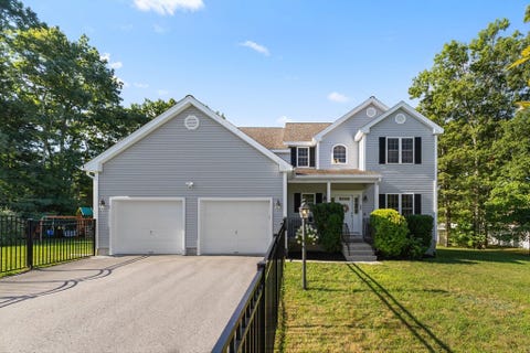 Photo of 22 W Ledge Rd, Clinton, MA 01510 (MLS # 73569294)