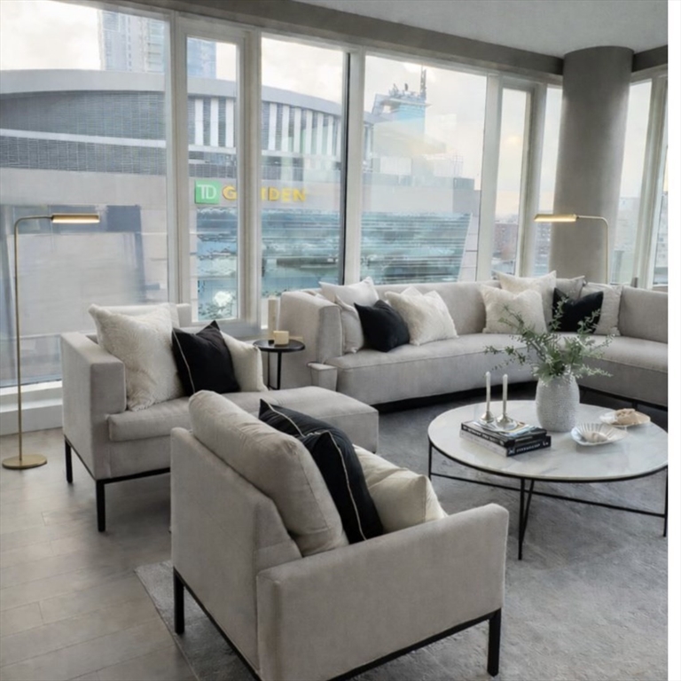 100 Lovejoy Wharf 11D