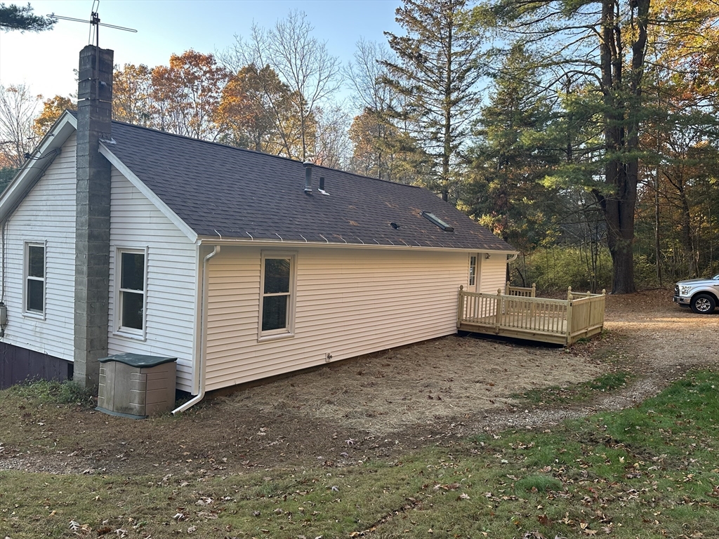 28 E Brookfield Rd