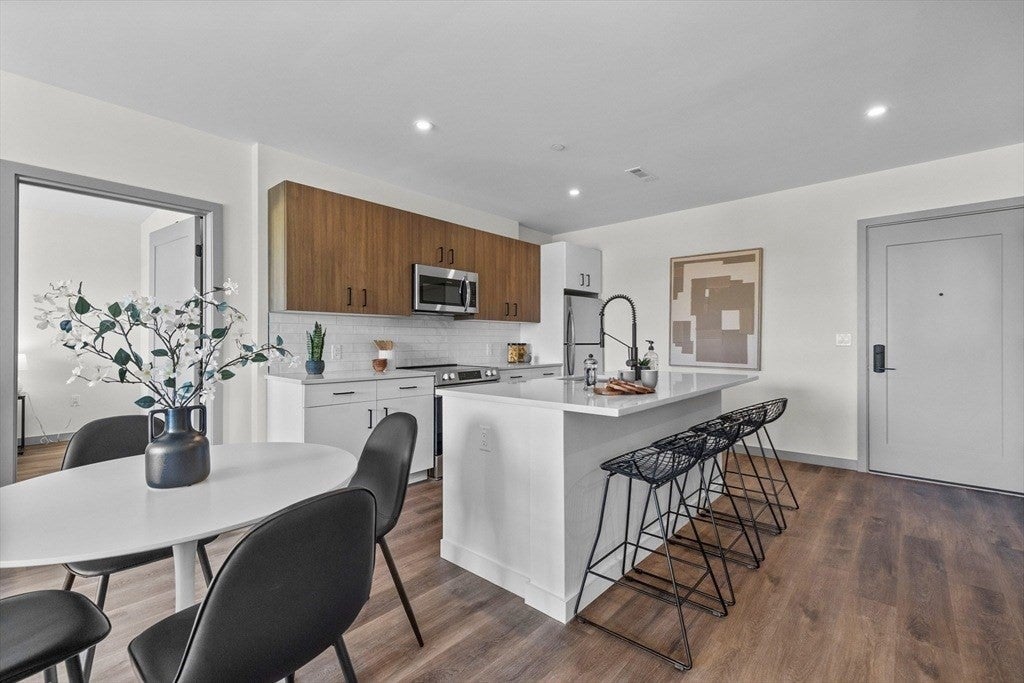 203 Lowell Street #120, Wilmington, MA, 203 Lowell Street #120, Wilmington, MA Photo #2