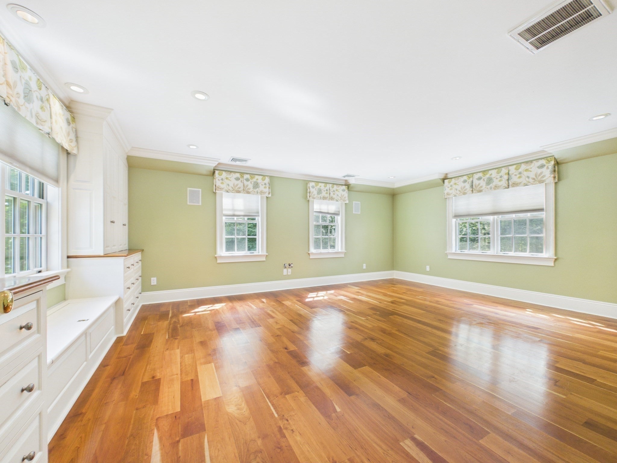 218 Pine St, Rehoboth, MA Photo #23