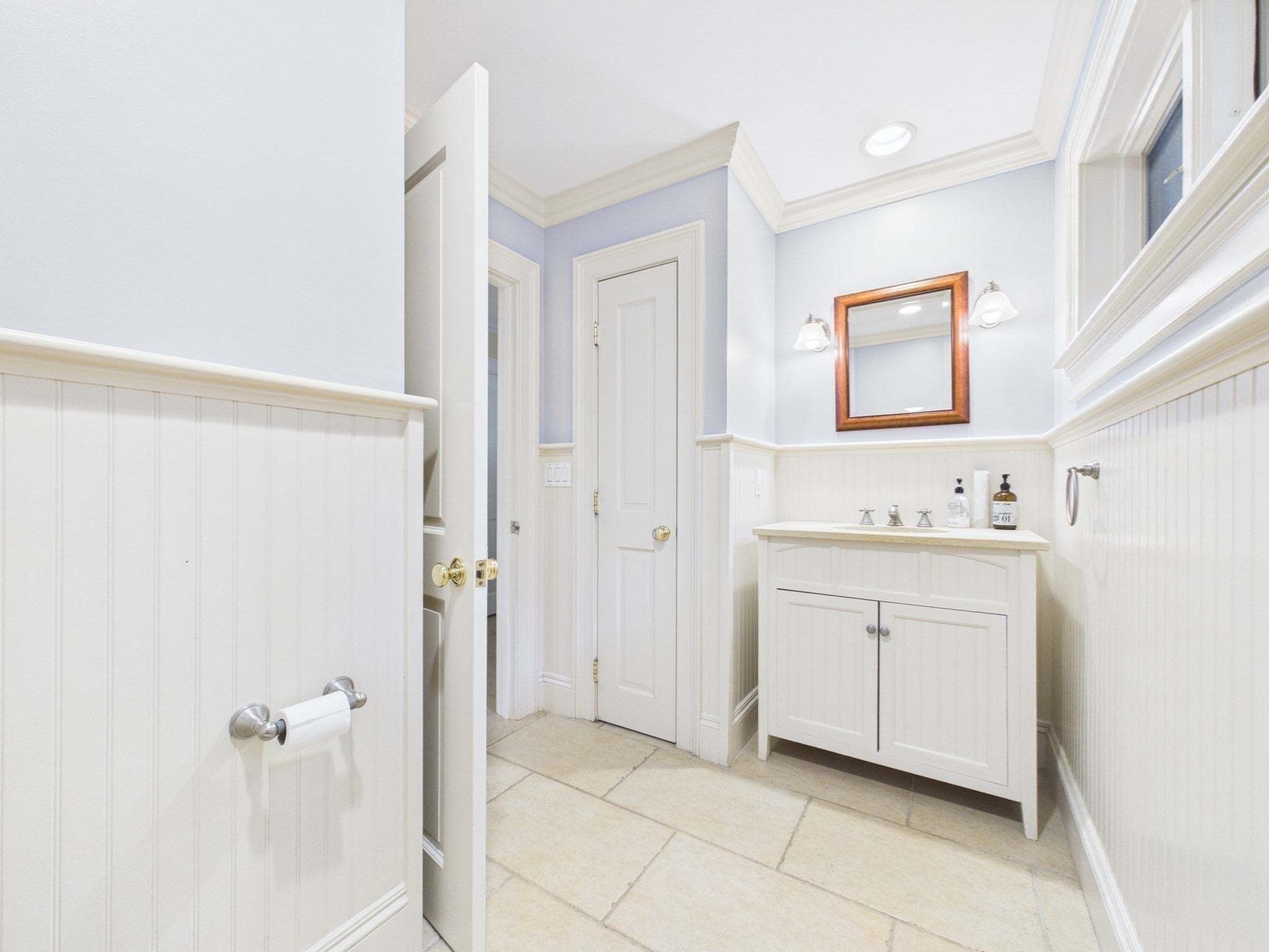 218 Pine St, Rehoboth, MA Photo #18