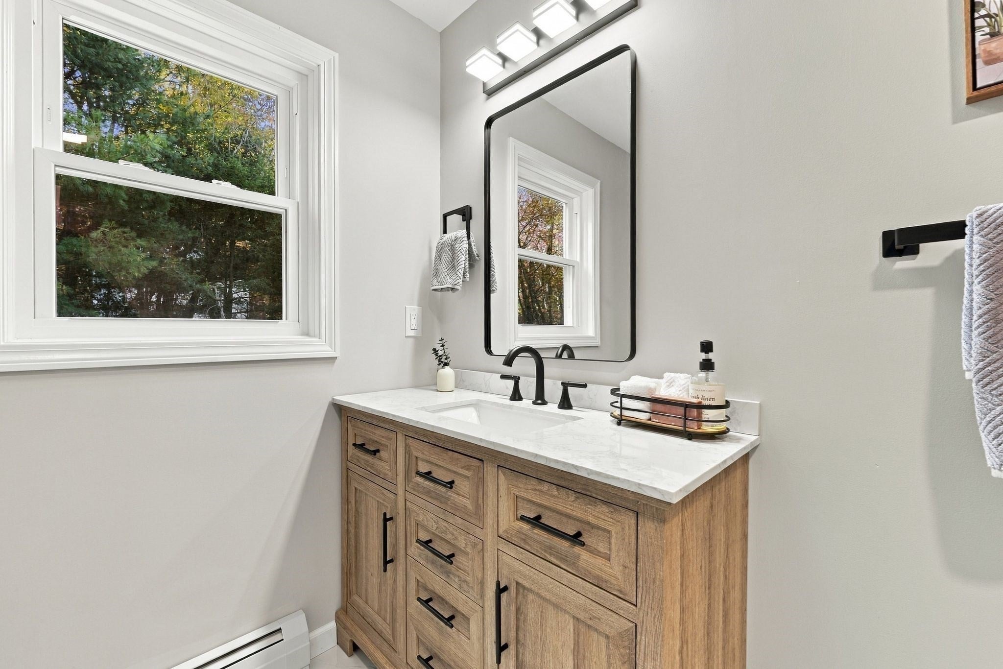 149 Carver St, Granby, MA Photo #16
