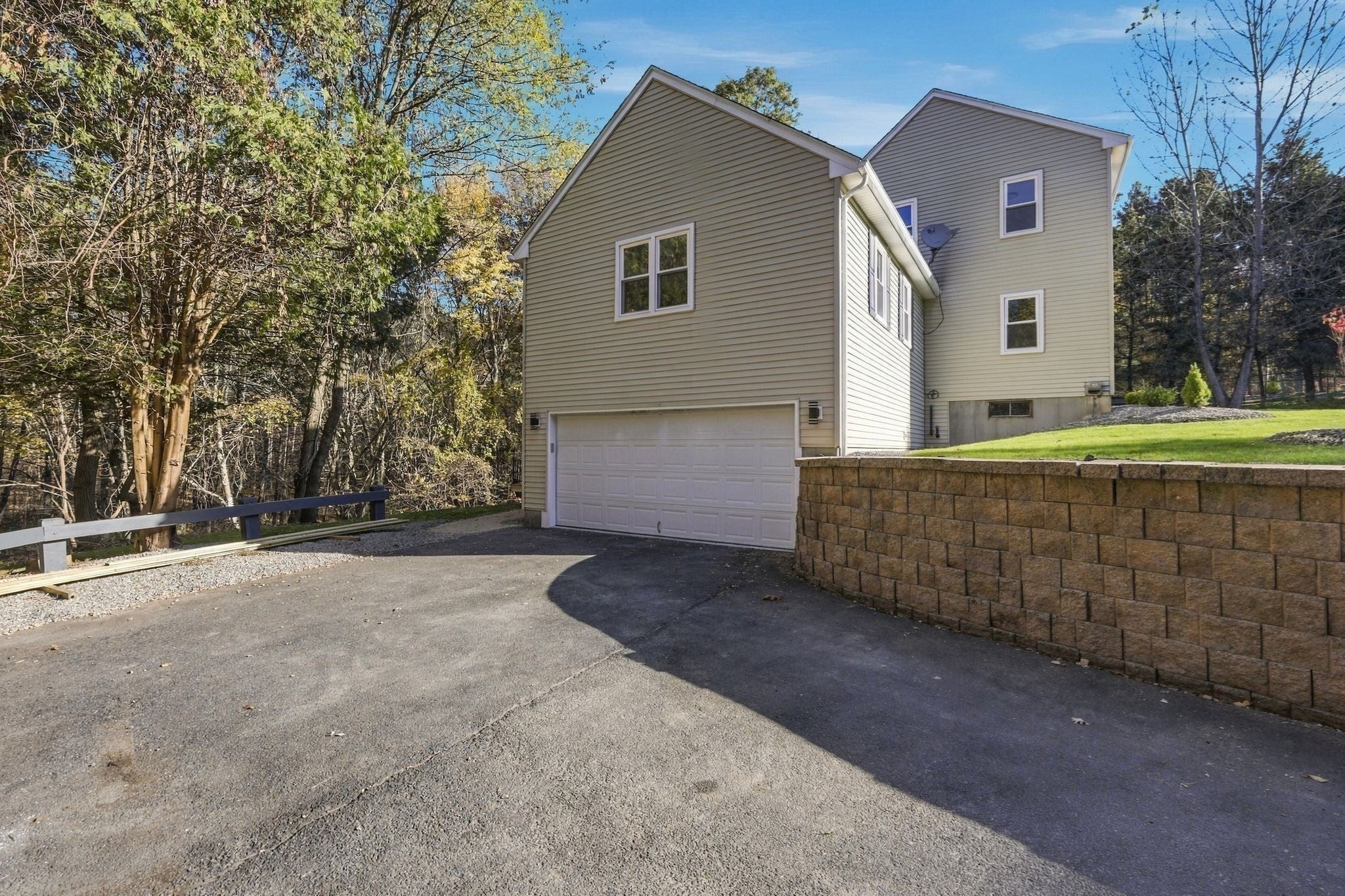 149 Carver St, Granby, MA Photo #30