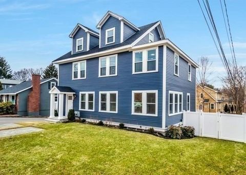 Photo of 31 Oak Street #2, Wellesley, MA 02482 (MLS # 73520343)