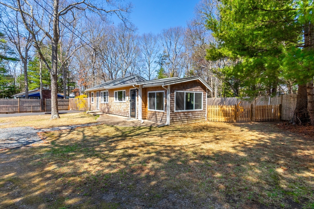 16 Edgewood Dr