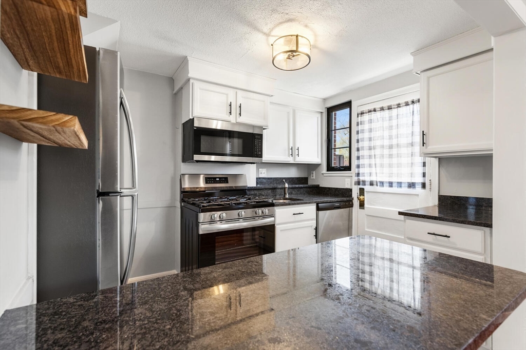 45 Pierce Rd 45