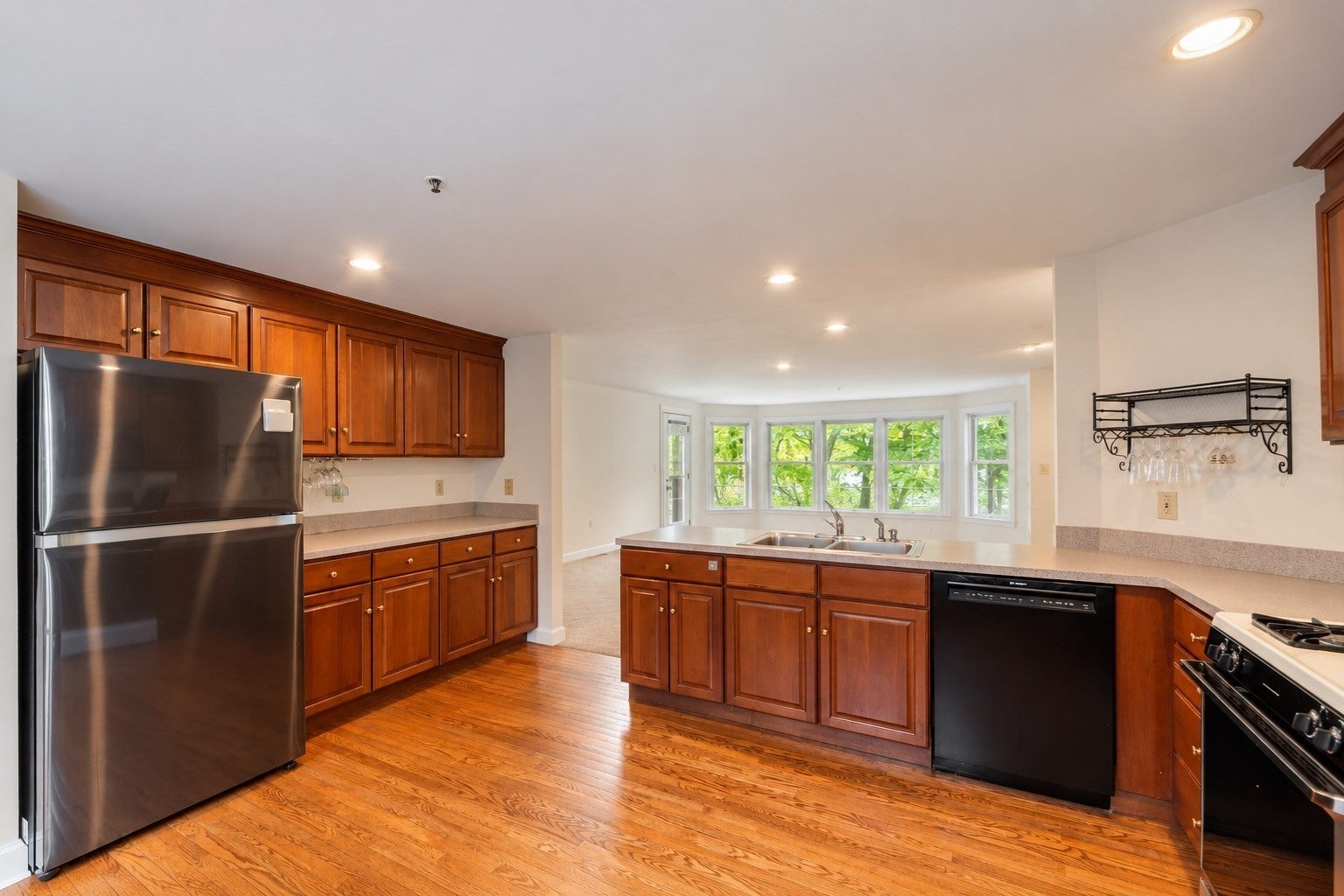 17 Wintergreen Ct #17, Lunenburg, MA, 17 Wintergreen Ct #17, Lunenburg, MA Photo #24