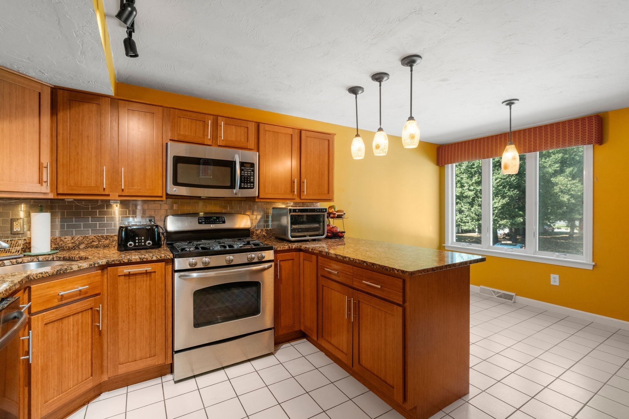 304 Erin Rd #304, Stoughton, MA, 304 Erin Rd #304, Stoughton, MA Photo #10