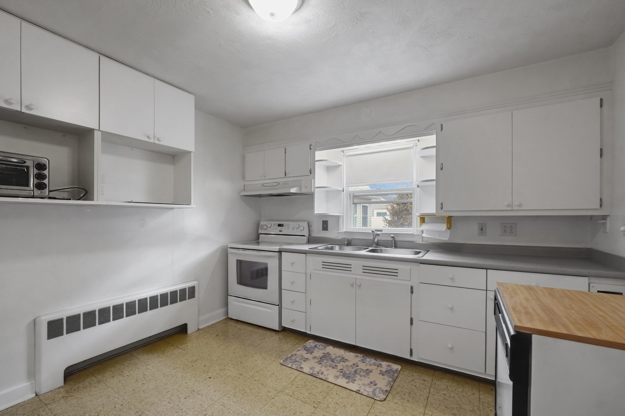 99 Luther Ave, Somerset, MA, 99 Luther Ave, Somerset, MA Photo #8