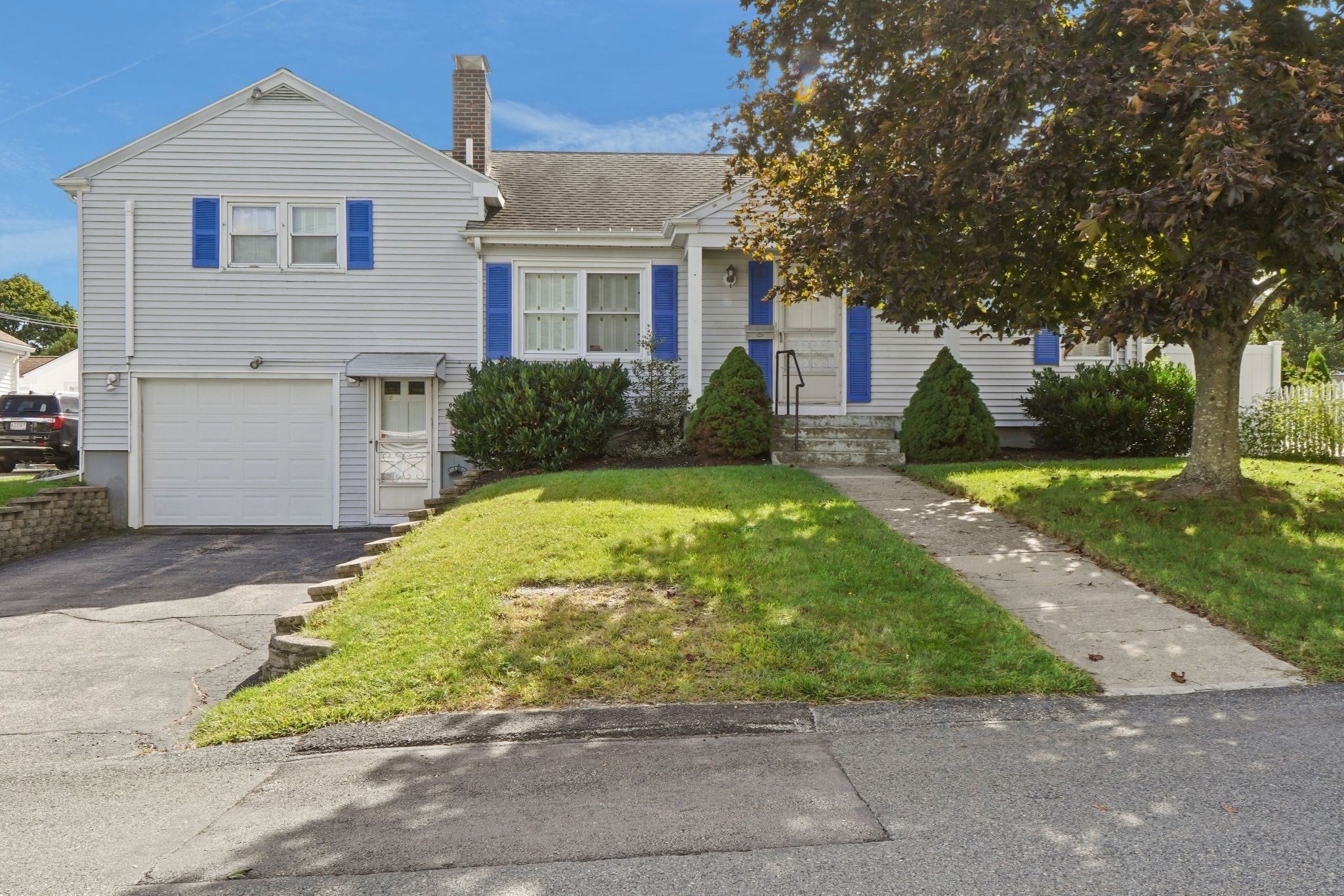 99 Luther Ave, Somerset, MA, 99 Luther Ave, Somerset, MA Photo #2
