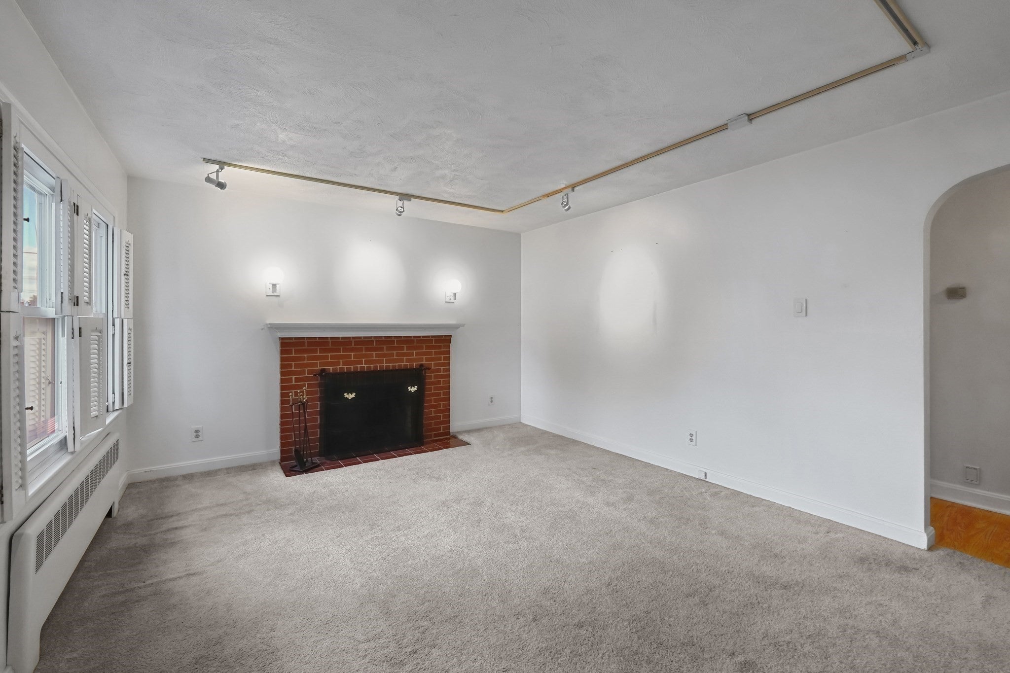 99 Luther Ave, Somerset, MA, 99 Luther Ave, Somerset, MA Photo #3