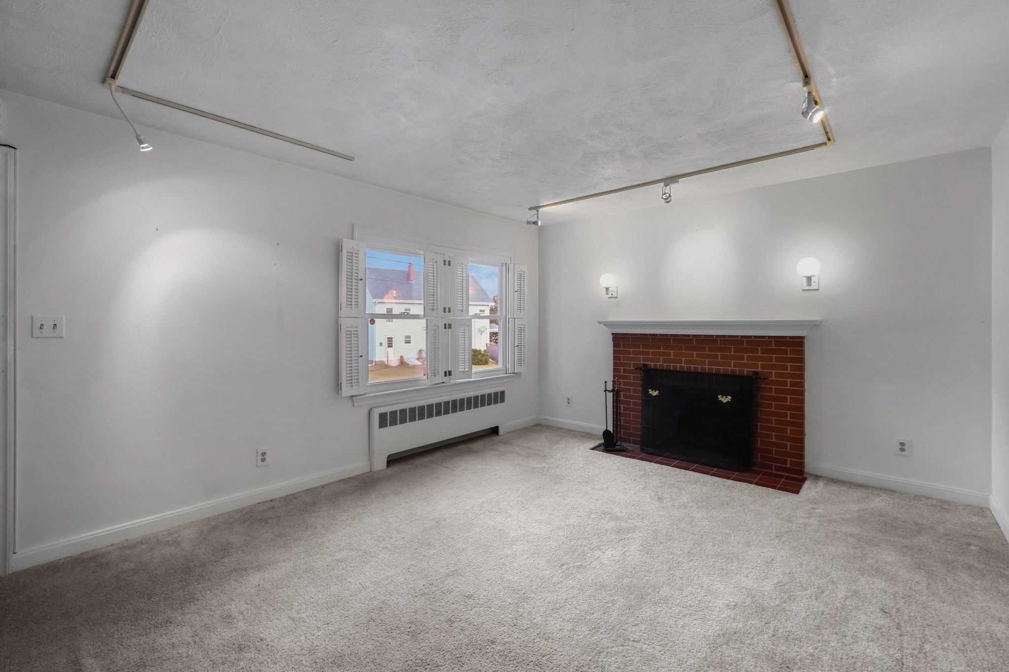 99 Luther Ave, Somerset, MA, 99 Luther Ave, Somerset, MA Photo #4