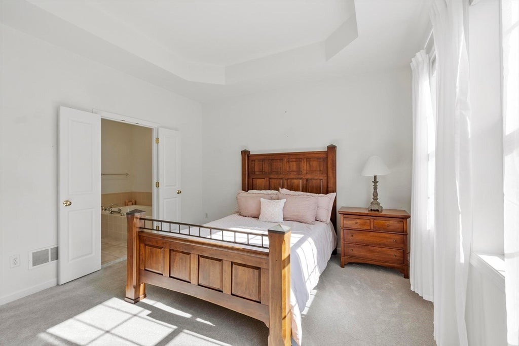 18 Hartland Way #18, Acton, MA Photo #20