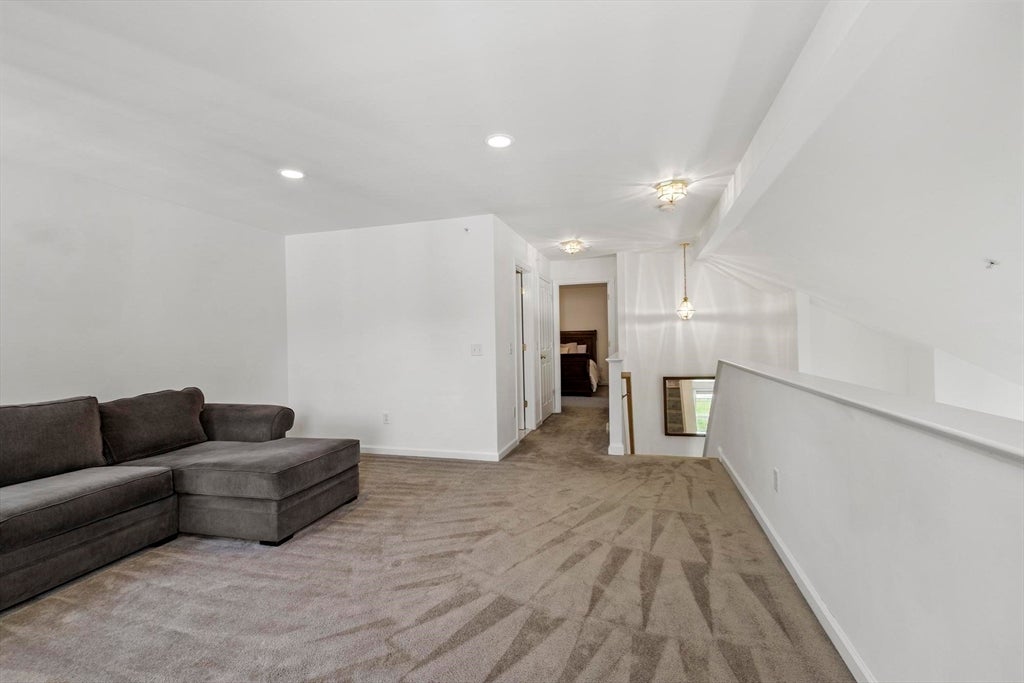 18 Hartland Way #18, Acton, MA Photo #30