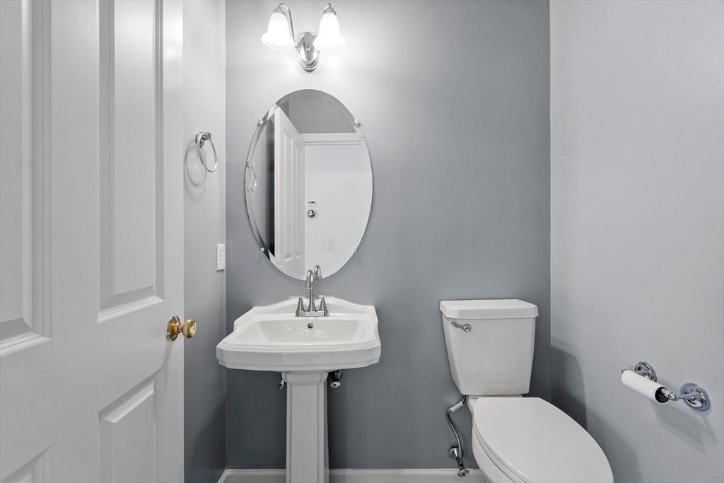 18 Hartland Way #18, Acton, MA Photo #26