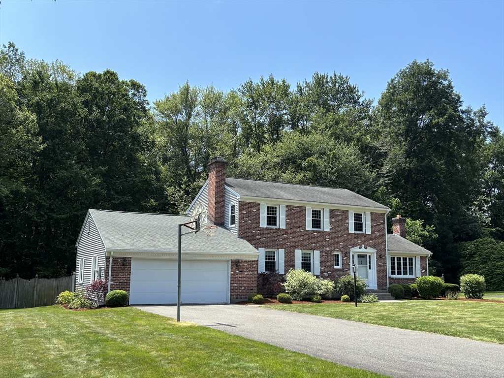 57 Marci Ave
