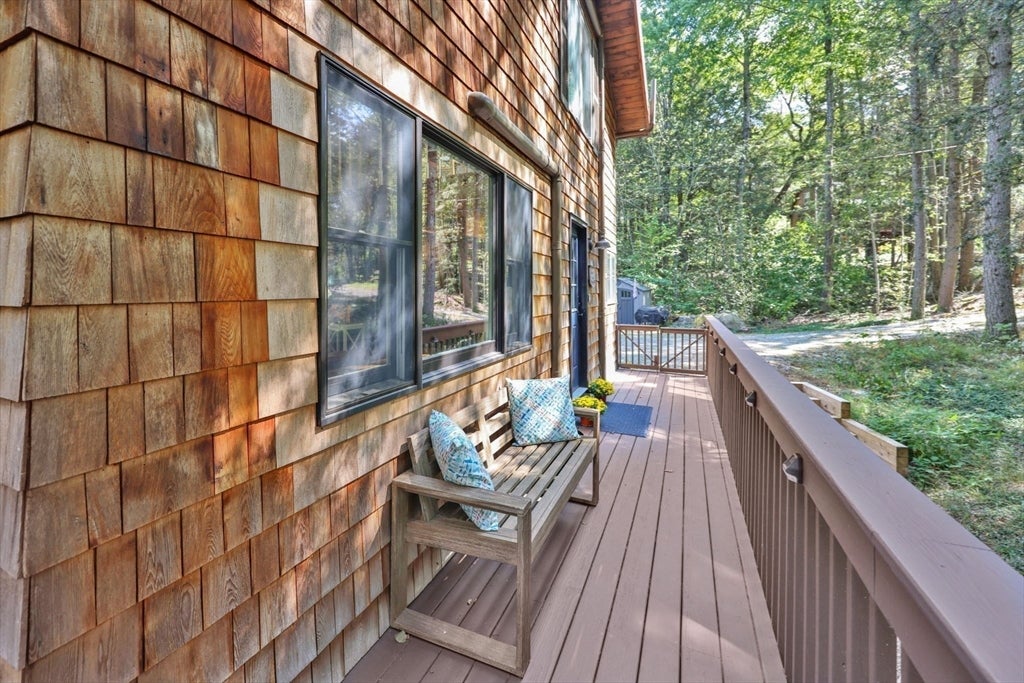136 E Otter Dr