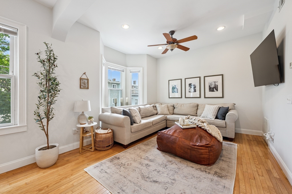173 H St #2, Boston, MA, 173 H St #2, Boston, MA Photo #4