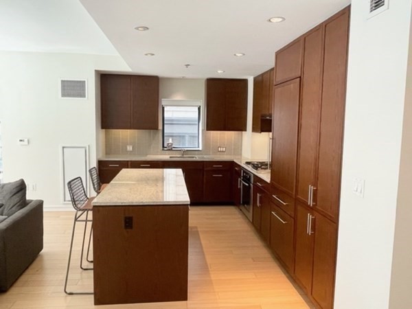 580 Washington Street 3C