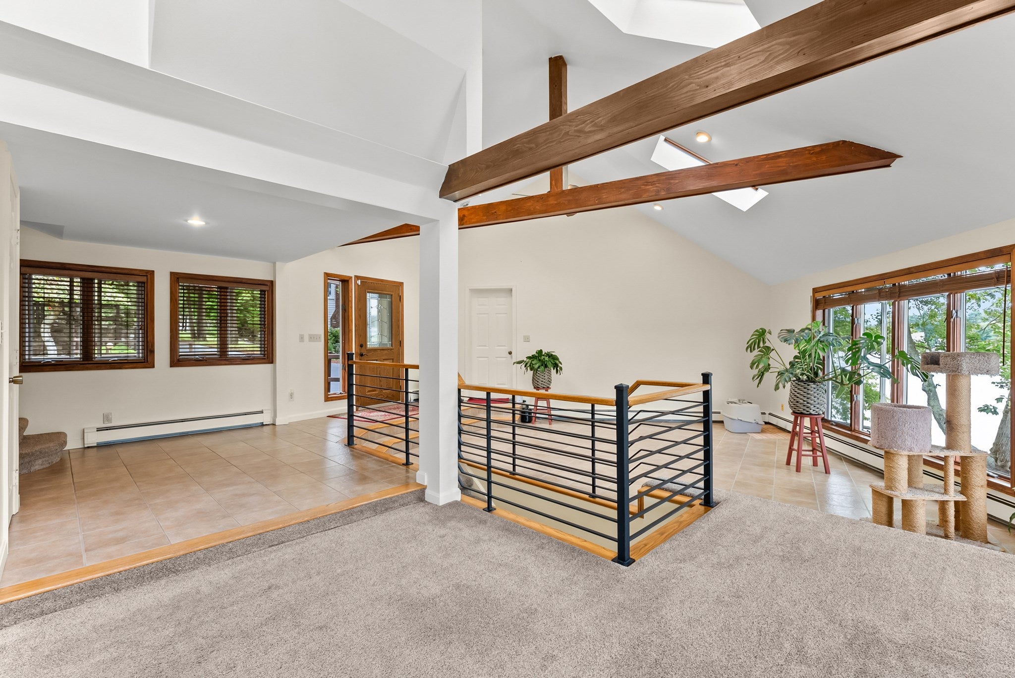 290 Oakridge Ave