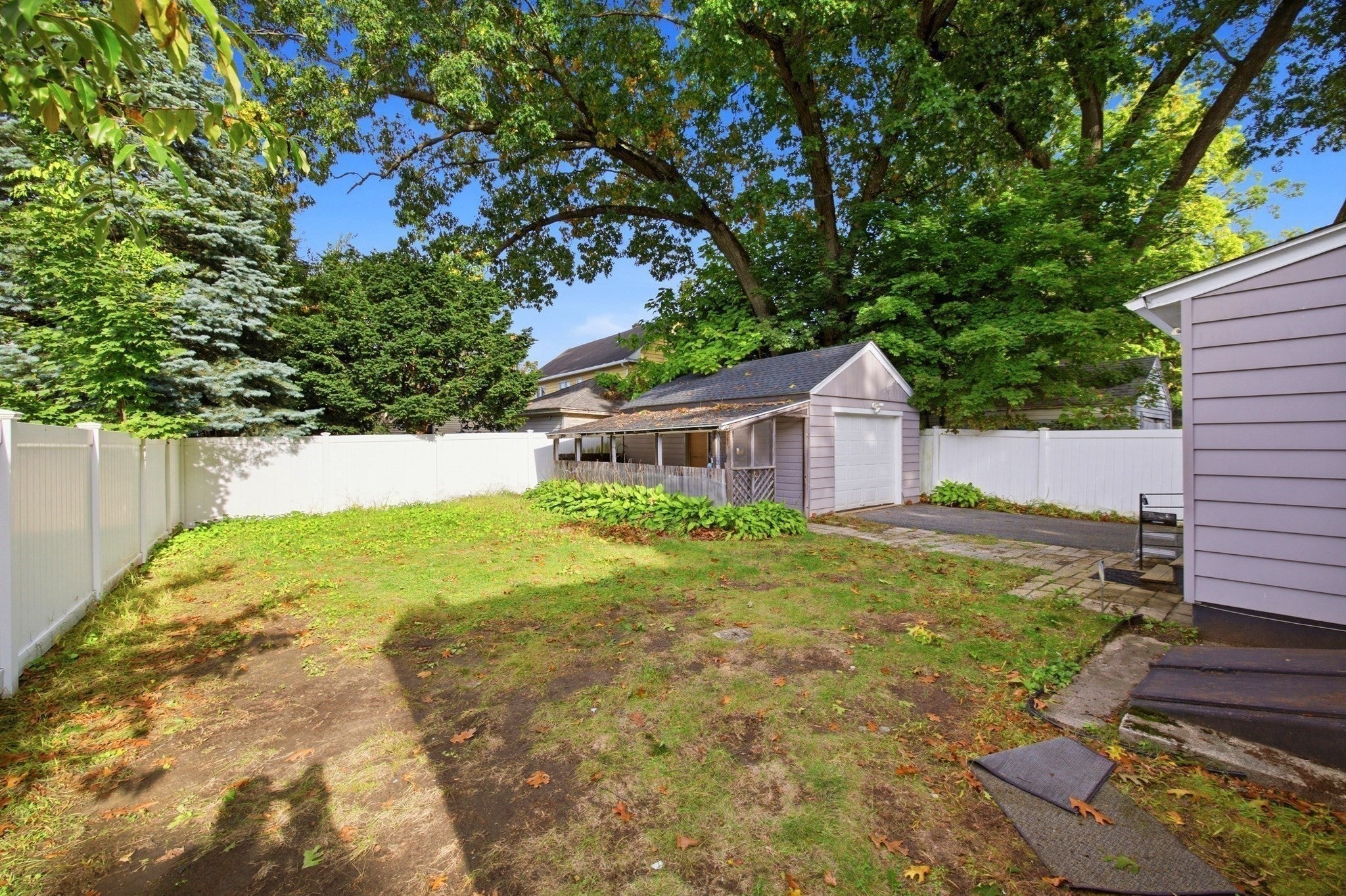 127 Shawmut St, Springfield, MA Photo #21