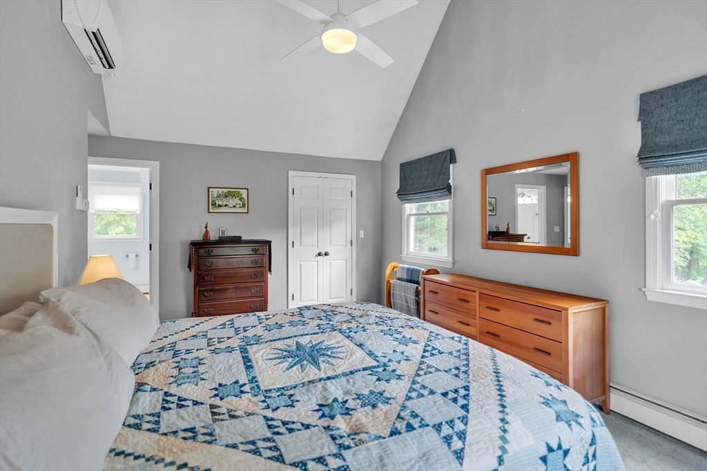 Hopkinton, Massachusetts 01748, United States, 4 Bedrooms Bedrooms, ,3 BathroomsBathrooms,Residential,Active,144460