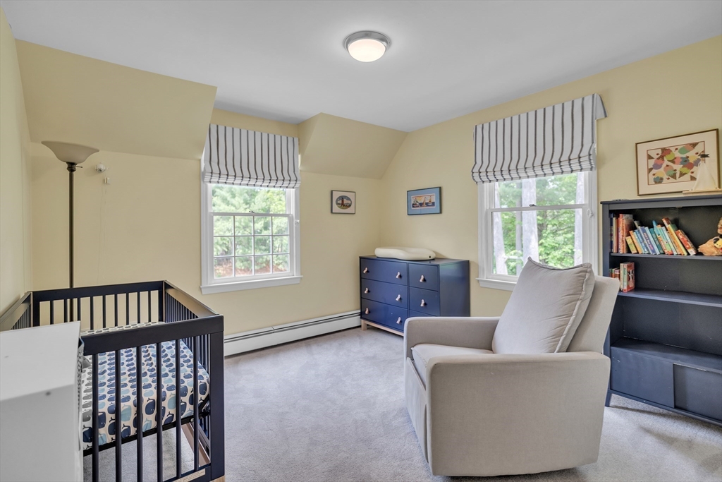 Hopkinton, Massachusetts 01748, United States, 4 Bedrooms Bedrooms, ,3 BathroomsBathrooms,Residential,Active,144460