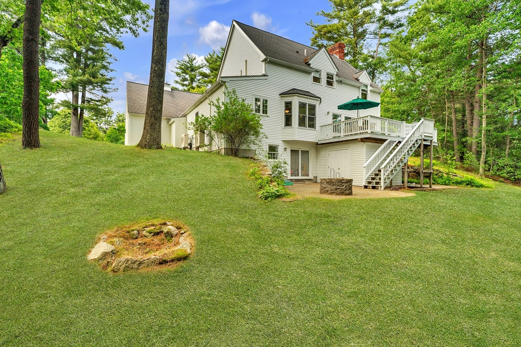271 Pond St