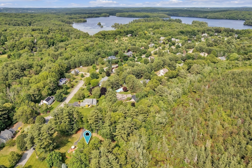 Hopkinton, Massachusetts 01748, United States, 4 Bedrooms Bedrooms, ,3 BathroomsBathrooms,Residential,Active,144460