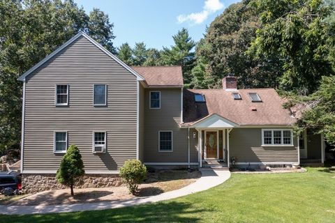 177 Chestnut St Foxboro MA 02035