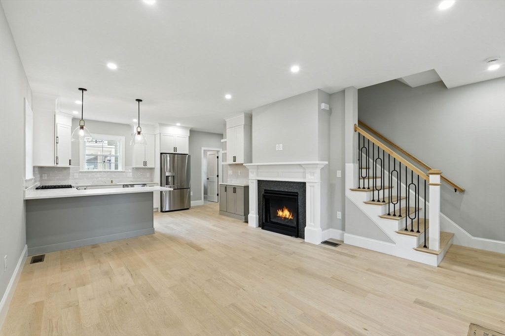 11 Washington Street #6, Ipswich, MA, 11 Washington Street #6, Ipswich, MA Photo #2