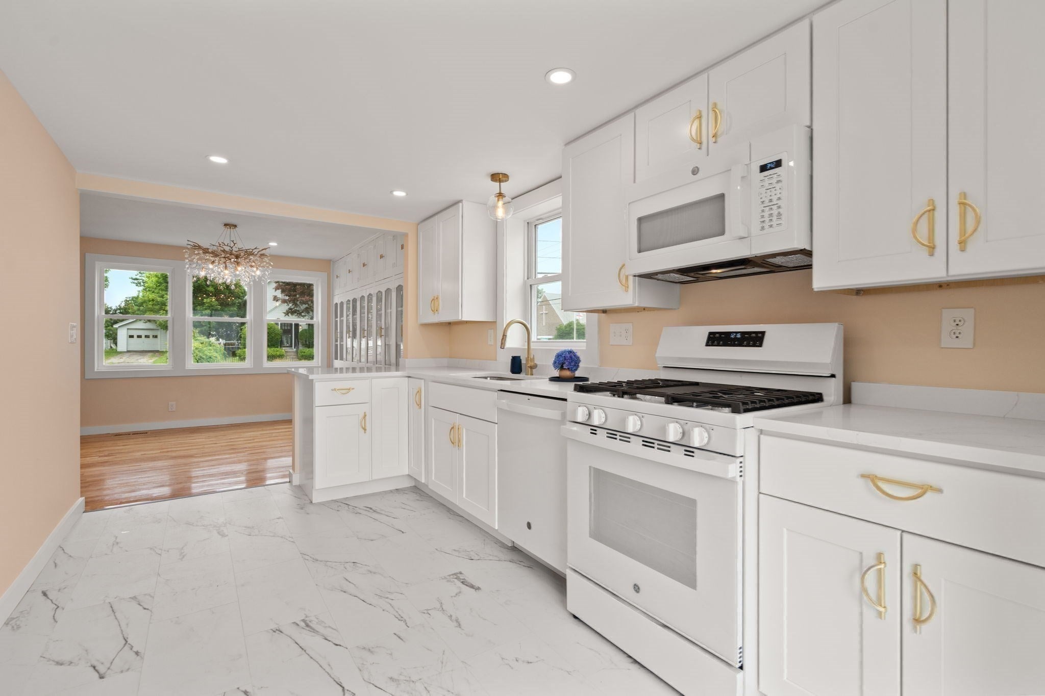 331 Burncoat Street, Worcester, MA, 331 Burncoat Street, Worcester, MA Photo #10