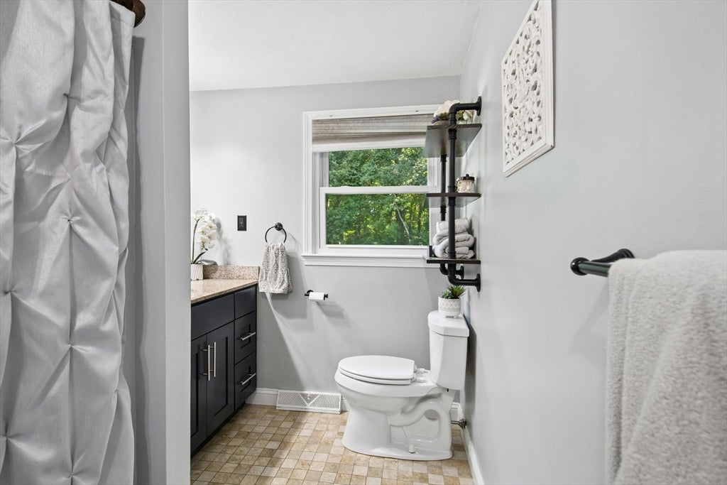 23 Dorchester Street, Wilmington, MA, 23 Dorchester Street, Wilmington, MA Photo #27
