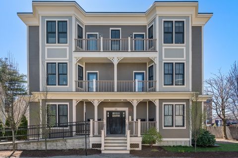 Photo of 20 Kent Court #3, Somerville, MA 02143 (MLS # 73231334)