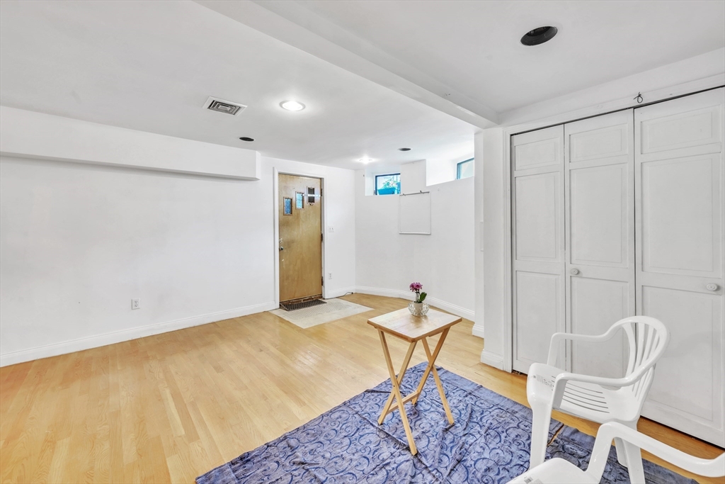 153 Dorchester St B