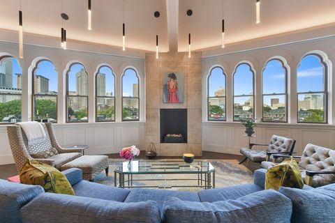 Photo of 201 W Brookline St #PH-401, Boston, MA 02116 (MLS # 73462503)