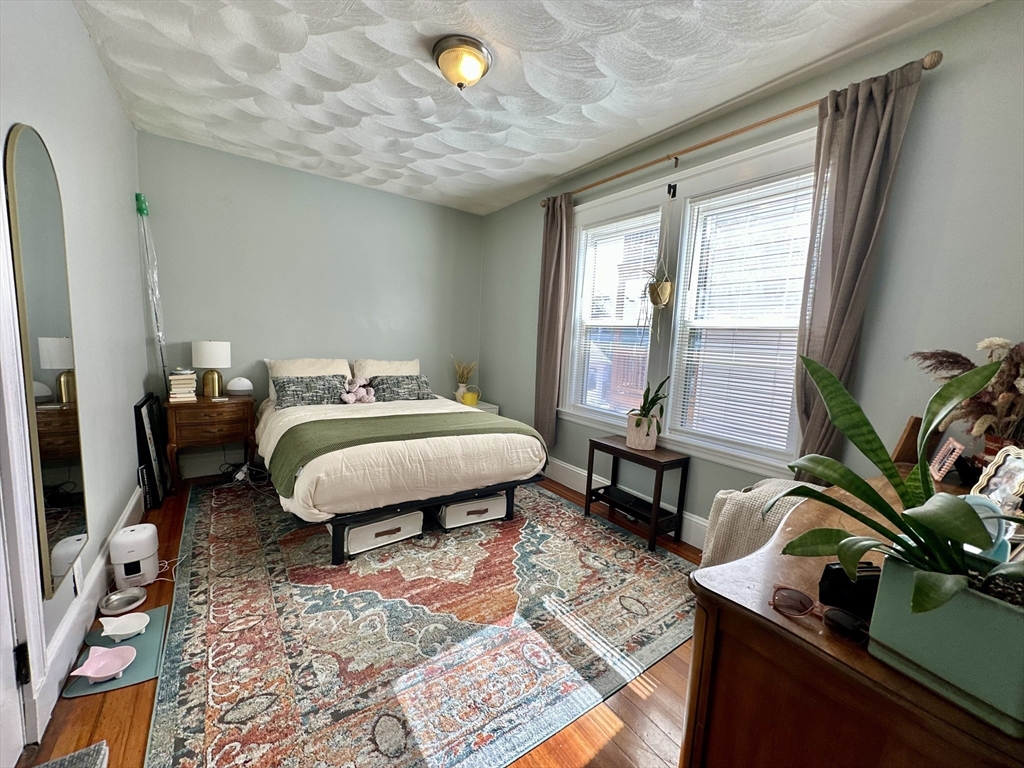 369 Centre St #2, Boston, MA Photo #10