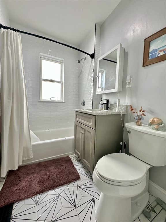 369 Centre St #2, Boston, MA Photo #7